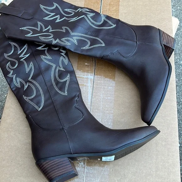 BILLINI URSON BOOTS CHOCOLATE / WHITE - Picture 4 of 7